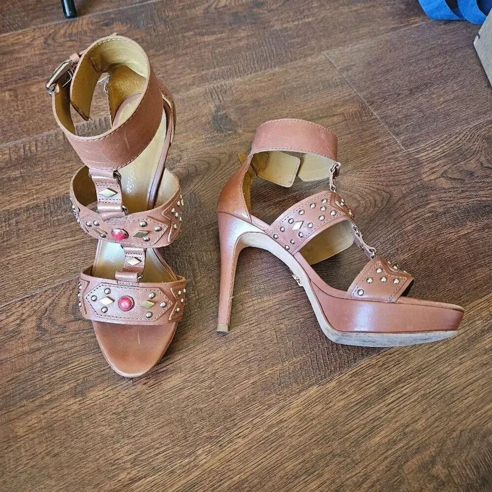 Pour La Victoire Kira Beaded Platform Heels